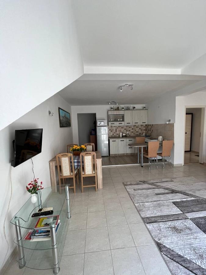 Apartment Azalea Of Budva Buitenkant foto