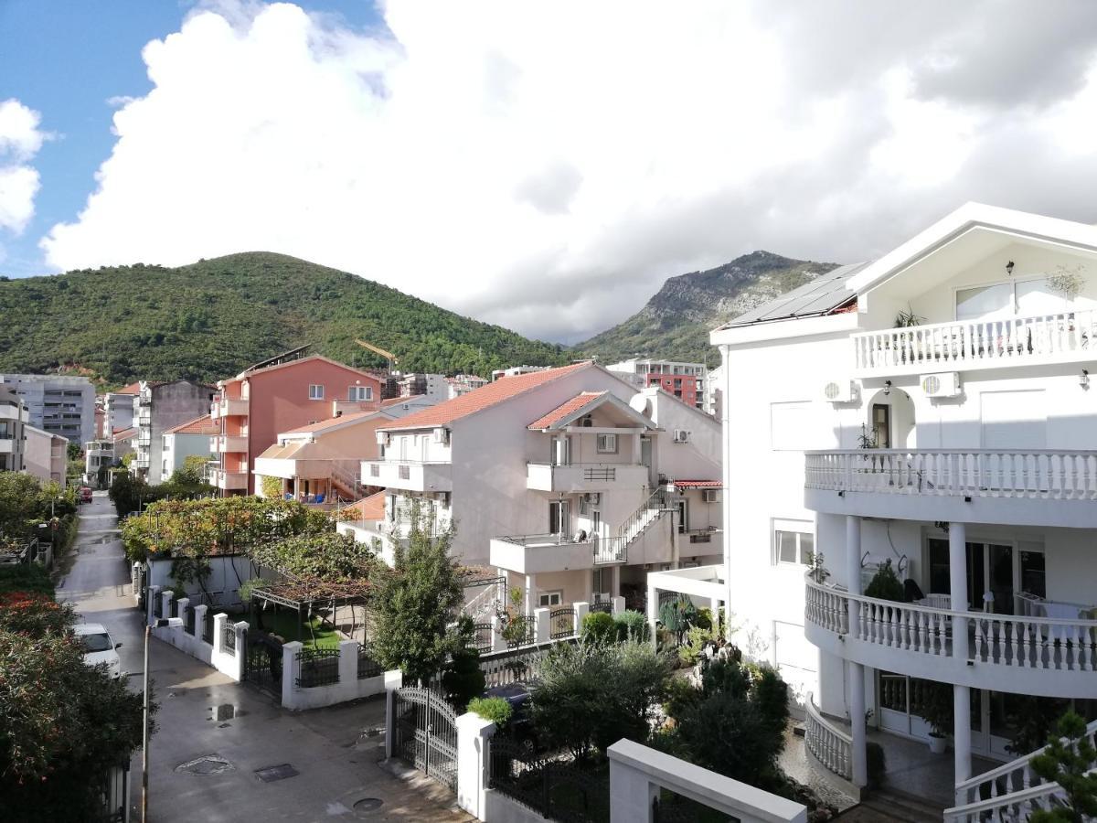Apartment Azalea Of Budva Buitenkant foto