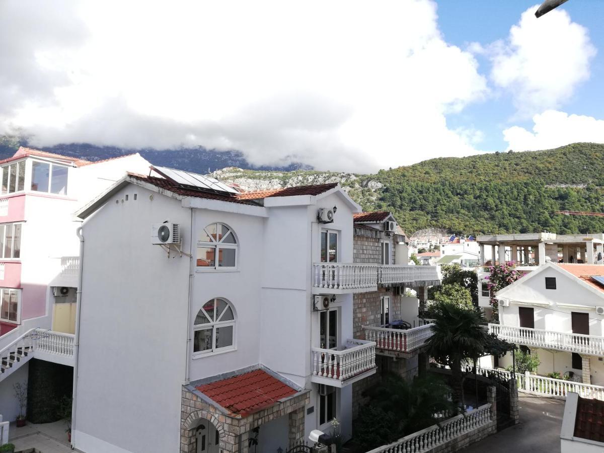 Apartment Azalea Of Budva Buitenkant foto